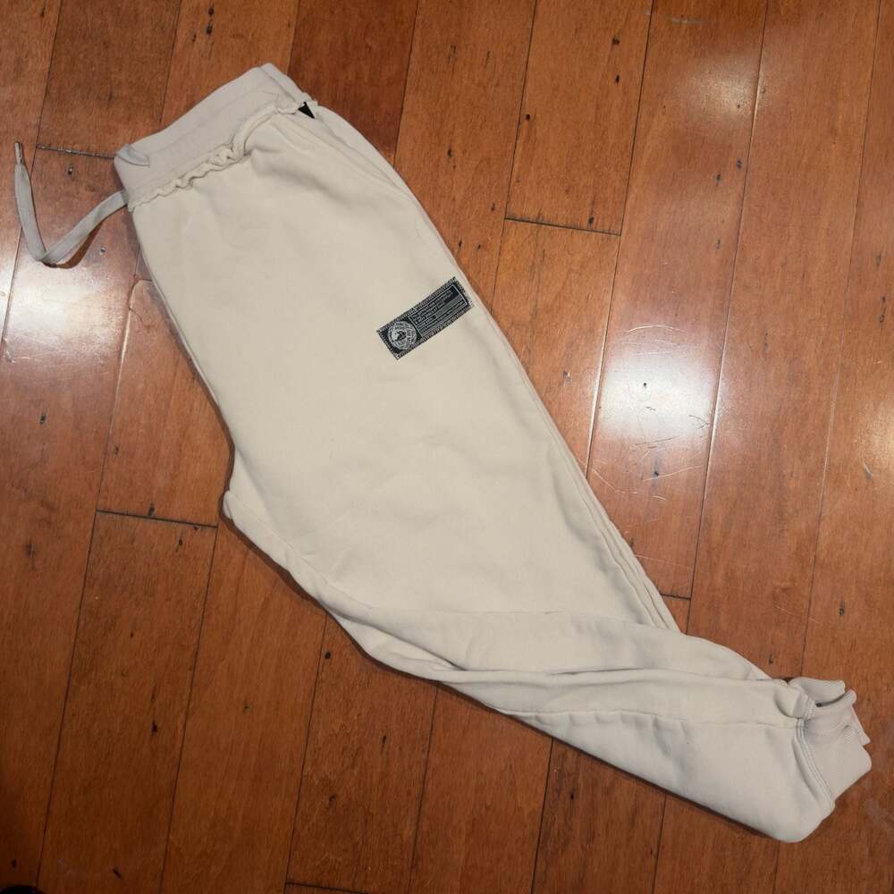 Alphalete Very Terry Joggers in Moonstone